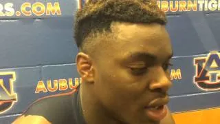 Auburn's Johnathan Ford reviews second scrimmage