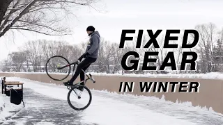 Fixed Gear in Winter by Vadim Karpov.