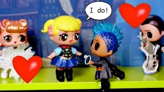Getting Married? LOL Punk Boi & Baby Goldie Start in Frozen Musical  in Barbie School Show