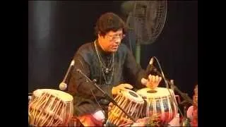 Tabla Maestro Pandit Anindo Chatterjee at Dumru 11