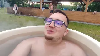 DZIEŃ 3🔥 - BOLEK DOSTAŁ KARĘ I SIEDZI SAM🤣GOTUJEMY GO W JACUZZI