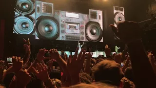 Eminem - "FUCK TRUMP" at Reading Festival 2017