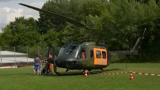 Start und Landung einer Bell UH-1D (71+53, SAR 63) in Lauda