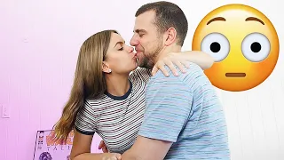 I can't stop Kissing you PRANK on Boyfriend!