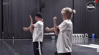 Озвучка.  [BANGTAN BOMB] Stretching Class - BTS