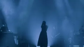 Chelsea Wolfe - Whispers In The Echo Chamber (Live)