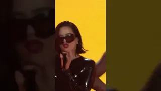 Rosalía  Despechá no Grammy Latino Performance