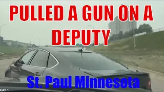 Live on Patrol CLIPS - Suspect pulls gun on sheriffs deputy St. Paul Minnesota