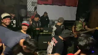 BUNGA HITAM - MAJU DAN TERUS BERSINAR LIVE AT SALATIGA