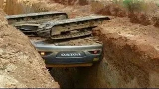 WOW! Dangerous Heavy Equipment Excavator Opeartor IDIOTS - Excavator Fail Skills