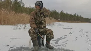 На что ловить ЩУКУ зимой