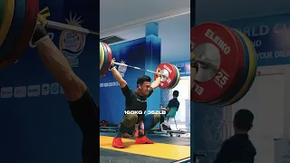 Rizki Snatches Up To 160kg/352lb 🥶 #weightlifting #snatch