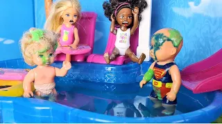 BOYS WHAT IS IT IN THE POOL🤢 KATYA AND MAX Funny family Funny BARBIE DOLLS AND LOL DARINELKA TV