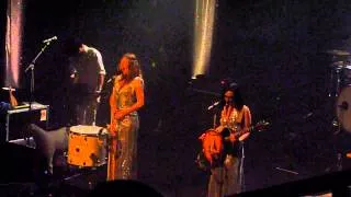 Brigitte - La vengeance d'une louve - Concert Lyon 1 décembre 2012