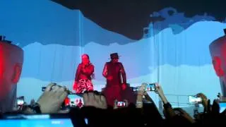 Will.I.Am ft. Eva Simons - This is Love LIVE (WILLPOWER TOUR - Amsterdam, 8 december 2013)