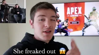 IGNORING MY GF WHILE PLAYING APEX LEGENDS PRANK *SHE BROKE MY CONTROLLER*