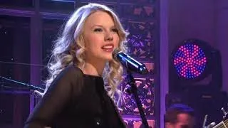 Taylor Swift - Love Story (Live #SNL 2009)