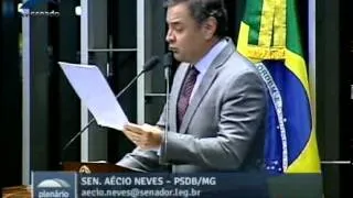 Aécio Neves comenta declarações da presidente Dilma Rousseff em reunião do Brics