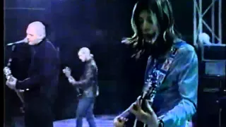 Smashing Pumpkins - 1979 - Live at American Music Awards 1996