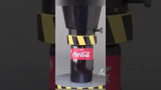 Гидравлический пресс против coca cola