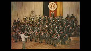 Berlin-Medley - Zentrales Orchester der Nationalen Volksarmee - Oberst Gerhard Baumann