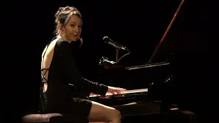 Jeanne Cherhal, Le cinéma (Nougaro, Legrand), piano solo, Théâtre de la porte Saint Martin 31.1.2022