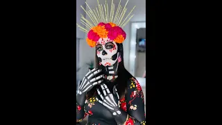 COMO HACER UNA CORONA PARA DISFRAZ DE CATRINA O DE ANGEL