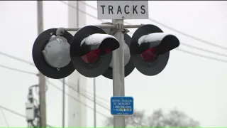 Surveillance videos shows moments before Metra crash that left 4 injured