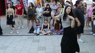 Kpop&JHKTV]spectator an lmpromptu dance in hongdaeLOVE DIVE-IVE 홍대 관람객 즉석춤자랑 러브다이브