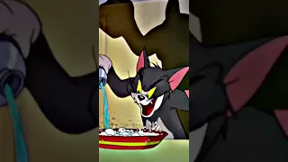 Puss in boots vs Tom (Tom and jerry)...