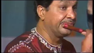 Hariprasad Chaurasia playing Pahadi Dhun | Very old clip | Zakir hussain tabla