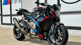 Walk Around of a 2023 BMW M 1000 R Competition