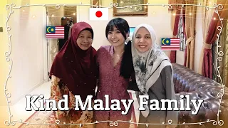 ~ Malaysian Hospitality ~ This Malay Family Welcomed Me Warmly ...