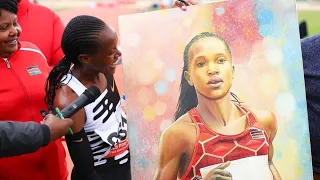 BEAUTIFUL 😍 FAITH KIPYEGON SURPRISED With Her Portrait After WINNING 5000M Women's Finals