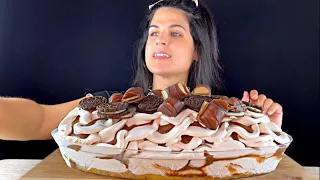 BUENO COOKIES NUTELLA VANILLA ICE CREAM CAKE | ASMR | EATING SOUNDS | MUKBANG