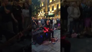 14.08.21 Питер...Уличный музыкант Николай Музалёв..."Звезда по имени Солнце"...