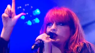 Florence and The Machine - My Boy Builds Coffins (Reading 2009)