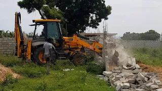 Accra REGSEC demolishes properties of encroachers on CSIR land at Frafraha