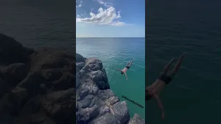 Oahu, Hawaii 2022 #cliffjump #backflip #oahu