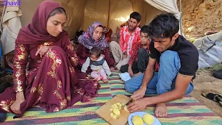 A Day with a Nomadic Family: Making Macaroni for Dinner