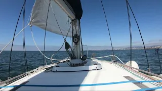 SlowTV - Jeanneau 31 - Solo coastal sailing