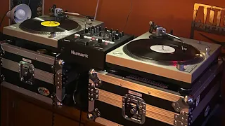 1970s and 80s Hip Hop Breaks & beats, All Vinyl DJ Mix!!! DJ Dynamic!