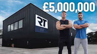 Inside Mr Olympia’s New £5,000,000 GYM! Full Tour ft. Ryan Terry