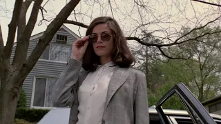 Linda Fiorentino's Legs