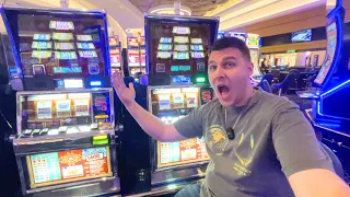 I Kept Putting $100 in The Top Dollar Slot hoping for a Bonus at Fontainebleau Las Vegas