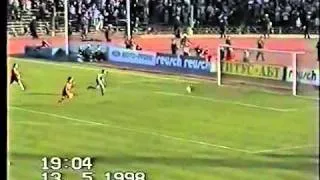 04_LEVSKI-CSKA - 5-0 - 1998 - Final za kupata - Doncho Donchev treti gol za Levski.mp4