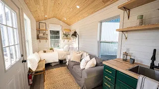 24' CERTIFIED Tiny House Built By Tiny House Listings