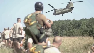 CH 47 Chinook Water Proficiency Jump