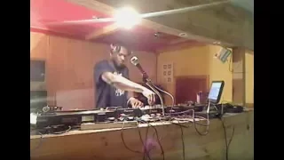 DJ HINDZY D B2B DJ TUBBY ON AXE FM (2009)