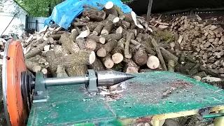 Испытания дровокола самодельного конусного с маховиком